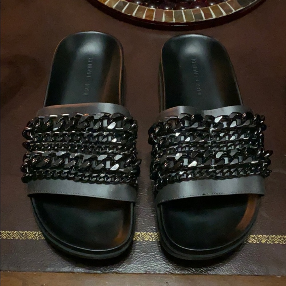 Kendall & Kylie slip on shoes